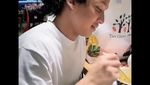 Momen Asyik Drummer Ray Prasetya Saat Makan Nasi Kuning Bareng BCL