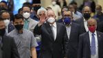 Najib Razak Ajukan Banding, Pendukung Bikin Tulisan Bebas Bossku