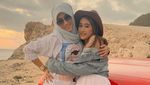 Dina Risty, Istri Parto yang Dipuja-puji Cantik