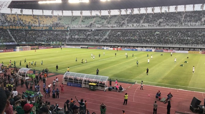 Persebaya menang tipis atas PSIS Semarang