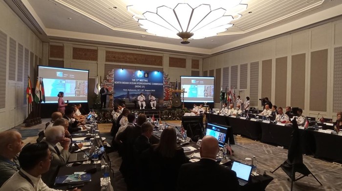 Suasana pertemuan anggota Komisi Hidrografi Samudra Hindia Utara atau The North Indian Ocean Hydrographic Commission (NIOHC) di Nusa Dua, Bali