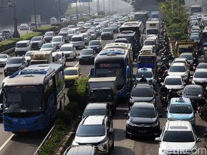 Solusi Macet dengan Beralih ke Angkutan Umum, Ini Strategi Ahli ITB