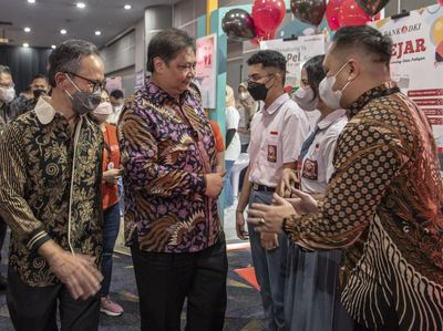 Kenalkan Generasi Muda Agar Terbiasa Menabung Sejak Dini