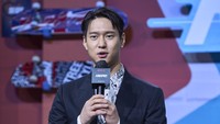 Sekelompok penggemar otomotif pun bekerja sama menggagalkan sebuah sindikat kriminal. Foto: (dok. Netflix)