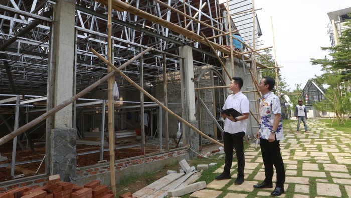 PT Synthesis Karya Pratama melalui pengembangan kawasan hunian Synthesis Huis segera menghadirkan destinasi wisata kuliner.
