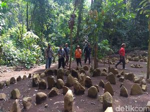 Fakta-fakta Situs Batu Melingkar Tasik, Konon Bisa Internetan, Ternyata Hoax!