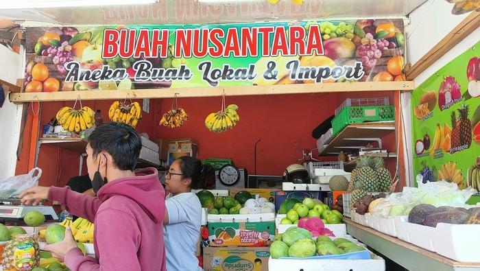 Suasana Pasar Taman Sari Kerobokan pasca viralnya harga satu buah mangga Rp15 ribu di TikTok