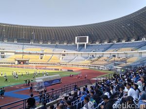 26 Ribu Lembar Tiket Persib Vs Persija Ludes Terjual