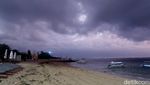 Eksotisme Lembayung Pagi Pantai Sindhu Sanur