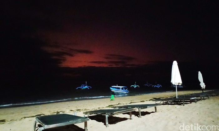 Sunrise di Pantai Shindu Sanur Bali