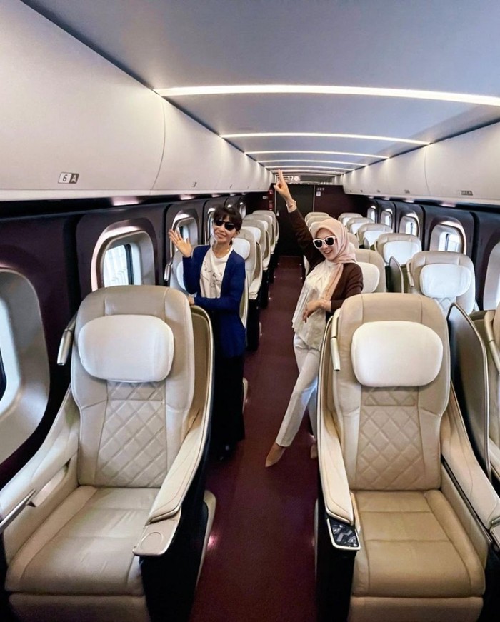 Syahrini Sewa Shinkansen
