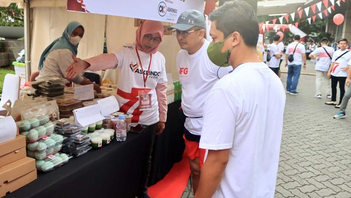 Dalam rangka memeriahkan HUT ke-77 RI, Askrindo menggelar Festival Merah Putih IFG. Acara ini diikuti UMKM daerah binaan Askrindo.