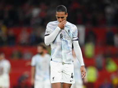 Liverpool Takluk dari MU, Van Dijk Kebanjiran Meme