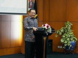 Bamsoet Puji Disertasi Romo Benny Susetyo soal Politik dan Toleransi
