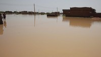 Begini lanskap di Sudan yang tergenang banjir. Musim hujan di Sudan biasanya dimulai pada Juni dan berlangsung hingga akhir September. Banjir musiman kerap terjadi antara Agustus dan September.