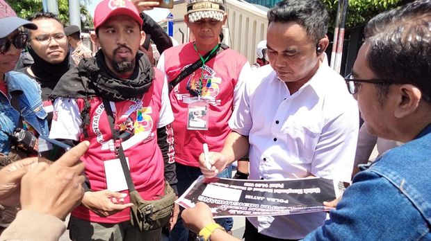 demo ojol surabaya