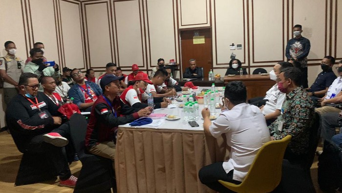 demo ojol surabaya audensi