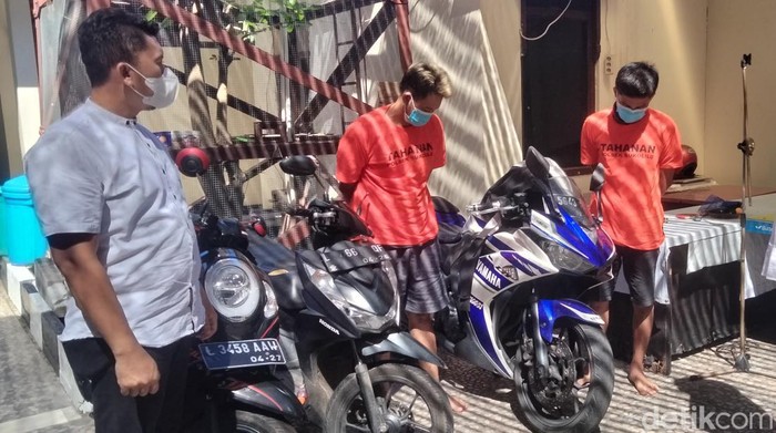F dan I, warga Bangkalan mencuri motor sport di Surabaya