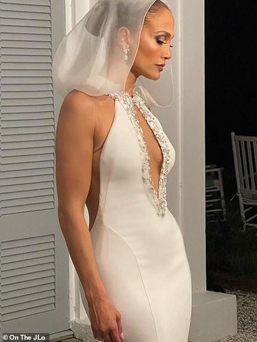 Gaun Pengantin Jennifer Lopez karya Ralph Lauren
