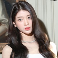 Xiaoting menjadi satu-satunya personel Kep1er asal Cina yang lolos setelah menjadi kontestan Girls Planet 999. Tak hanya cantik, Xiaoting juga tinggi bak model. Foto: Instagram