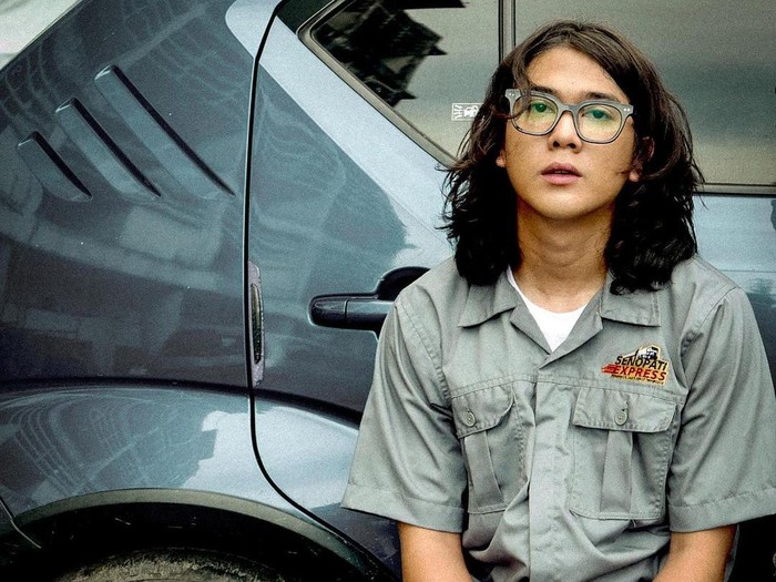 Iqbaal Ramadhan dengan Rambut Gondrong