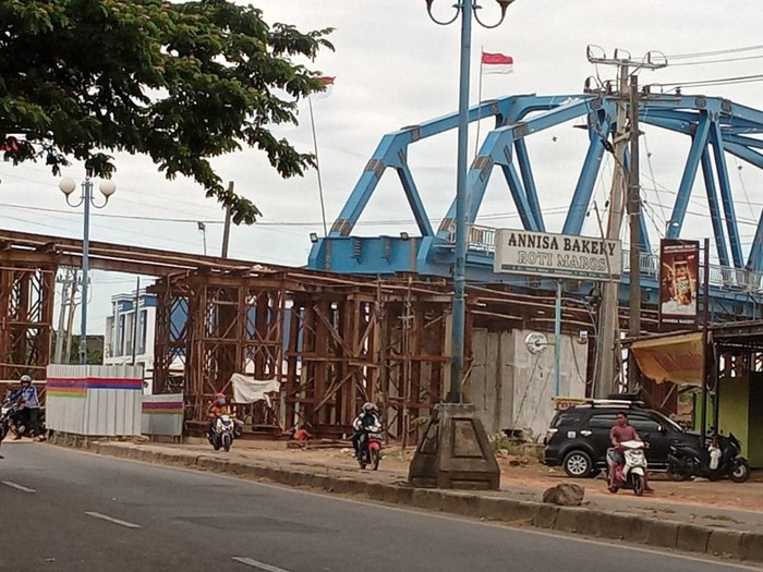 Jembatan proyek kereta api Makassar-Parepare