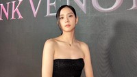 Potret Jisoo di perilisan Pink Venom. (Foto: dok. Instagram @sooyaaa__) 