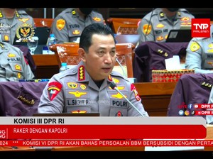 Rapat di Komisi III DPR, Kapolri Perkenalkan 6 Pati Pejabat Baru Polri