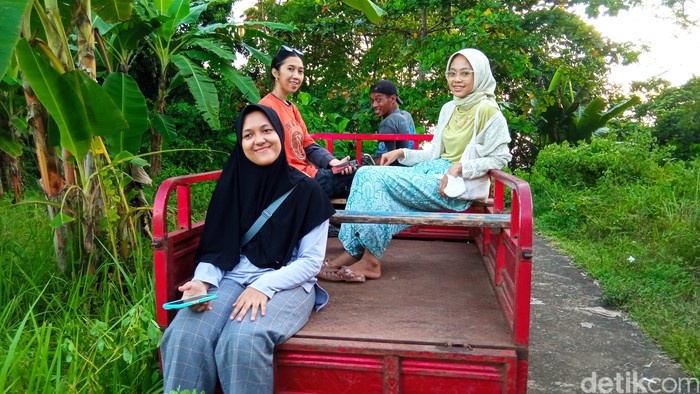 Ojek di Pulau Bunaken Ojek di Pulau Bunaken