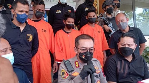 Para terdakwa pembunuhan di Jalan Pidada Ubung saat masih berstatus tersangka