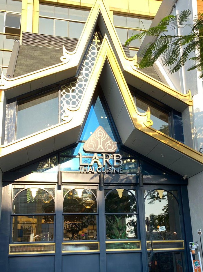 Restoran Larb Thai Cuisine di PIK