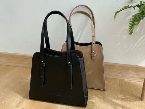 tas model klasik brand lokal tas model klasik brand lokal