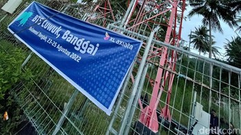 Untuk memastikan kebutuhan jaringan berkualitas terpenuhi di tahun ini, XL Axiata menetapkan fokus pembangunan jaringan, yaitu meningkatkan kapasitas, efisiensi, serta optimasi guna menghadirkan pengalaman pelanggan (customer experience) yang lebih baik dari sebelumnya.