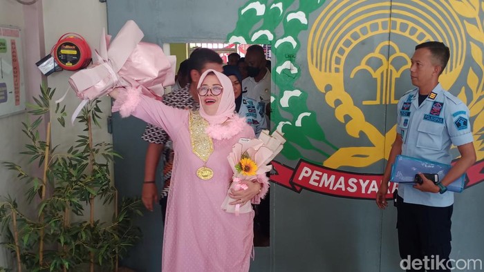 Adik Mentan SYL, Dewie Yasin Limpo dinyatakan bebas dari Lapas Sungguminasa.