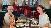 Ini dia salah satu penampilan terbaru Ayana Moon. Foto: Instagram