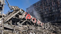 Pasukan Rusia hingga saat ini terus melanjutkan serangan-serangannya terhadap sejumlah wilayah Ukraina. Andriy Dubchak/Dia images via Getty Images.