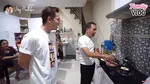 10 Potret Dapur Ayu Ting Ting yang Sederhana Penuh Warna