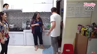 Bagian meja untuk menaruh kompornya didominasi dengan warna hitam dan putih. Untuk jenis kompornya, Ayu Ting Ting menggunakan kompor gas. Foto: YouTube