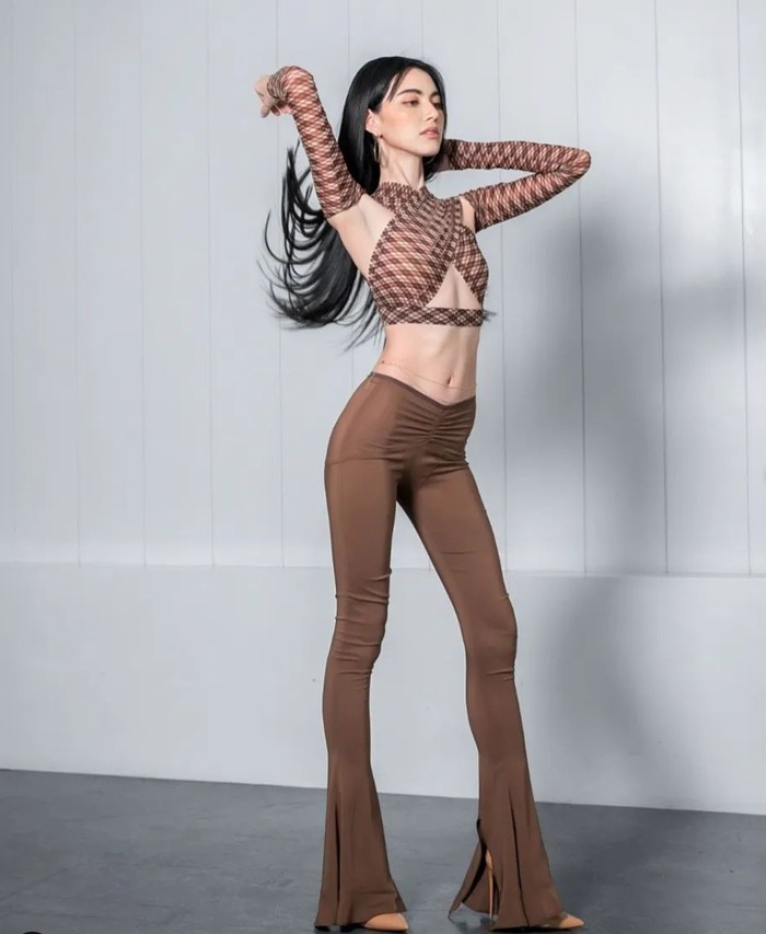 Davika Hoorne Davika Hoorne