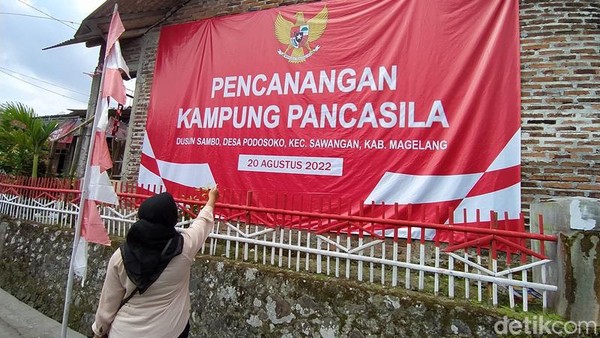 Sebagian besar warga dusun ini juga masih keturunan Wiro Sambo. Penduduk dusun Sambo kebanyakan berprofesi sebagai petani. Dari penjelasan itu, sudah bisa dipastikan tidak ada hubungan antara dusun Sambo dengan Irjen Ferdy Sambo. (Eko Susanto/detikcom)