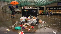 Kondisi ini tentu menimbulkan aroma yang tak sedap dan mengurangi keindahan pemandangan kota Edinburgh, Skotlandia.