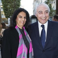 Menjadi wanita terkaya di dunia dengan kekayaan hingga ribuan triliun rupiah, Meyers dikenal filantropi. Dia, bersama dengan LOreal dan yayasan keluarga Bettencourt Meyers telah mendonasikan US$226 juta untuk memperbaiki katedral Notre Dame yang terbakar April 2019 lalu. Francoise Bettencourt Meyers menjabat sebagai presiden yayasan filantropi Bettencourt Schueller Foundation, di mana mereka mendanai sejumlah proyek ilmu sains, sosial, dan kesenian tradisional. Foto: Getty Images