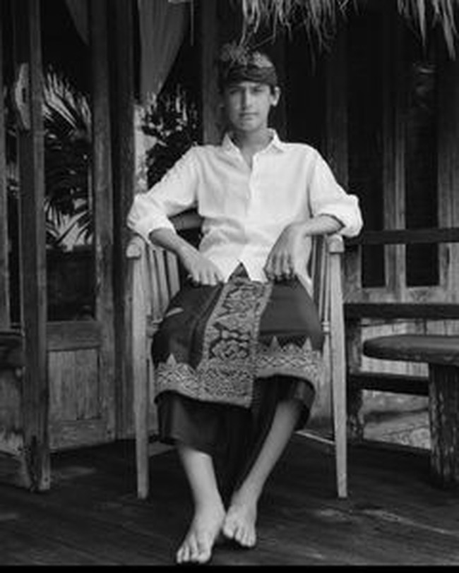 Frederik Kiran adalah cucu presiden pertama RI Soekarno dengan istri keenamnya yang berasal dari Jepang, Naoko Nemoto atau Ratna Sari Dewi Soekarno. Kemarin, remaja tersebut baru bertambah usia yang ke-16.Foto: Instagram @kartikasoekarnofoundation