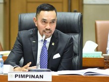 NasDem Ganti Sahroni dari Pimpinan Komisi III DPR!