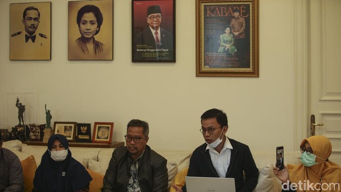 Ikatan Dosen Tetap NON-PNS RI (IPTN-PNS RI) menemui Wantimpres Sidarto Danusubroto di Jakarta, Kamis (25/8/2022).