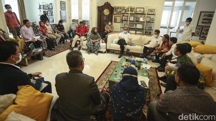 Ikatan Dosen Tetap Non-PNS Temui Wantimpres Sidarto Ikatan Dosen Tetap NON-PNS RI (IPTN-PNS RI) menemui Wantimpres Sidarto Danusubroto di Jakarta, Kamis (25/8/2022).