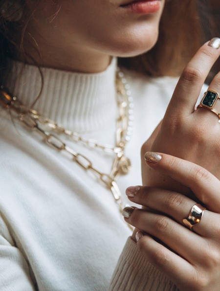 Intip Model Cincin dan Gelang Emas Terbaru yang Unik, Bisa Berubah Warna