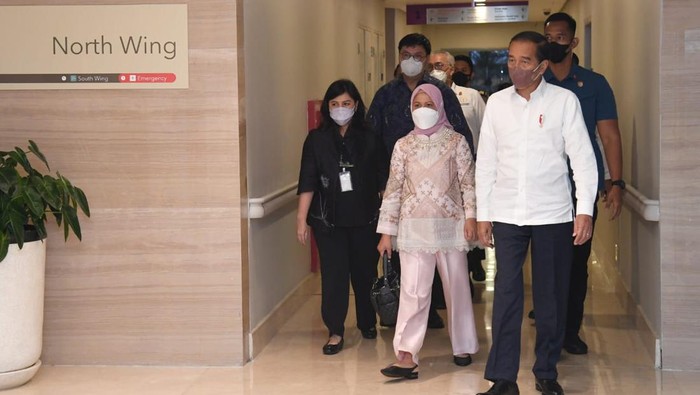Kahiyang Ayu melahirkan anak ketiga (Foto: Lukas - Biro Pers Sekretariat Presiden) Kahiyang Ayu melahirkan anak ketiga (Foto: Lukas - Biro Pers Sekretariat Presiden)