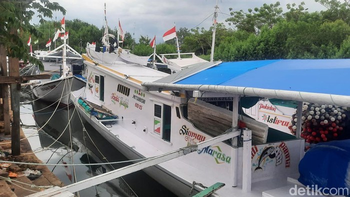 Kapal nelayan di Kabupaten Mamuju Sulawesi Barat (Sulbar),