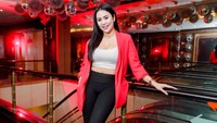 Potret seksi Kartika Chacha. (Foto: dokumen pribadi eosTONES)